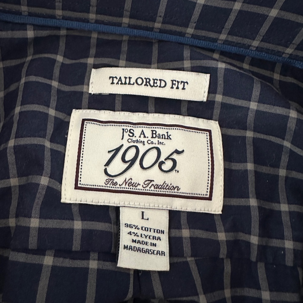 Jos A Bank Button Collar Shirt - Picture 3 of 4